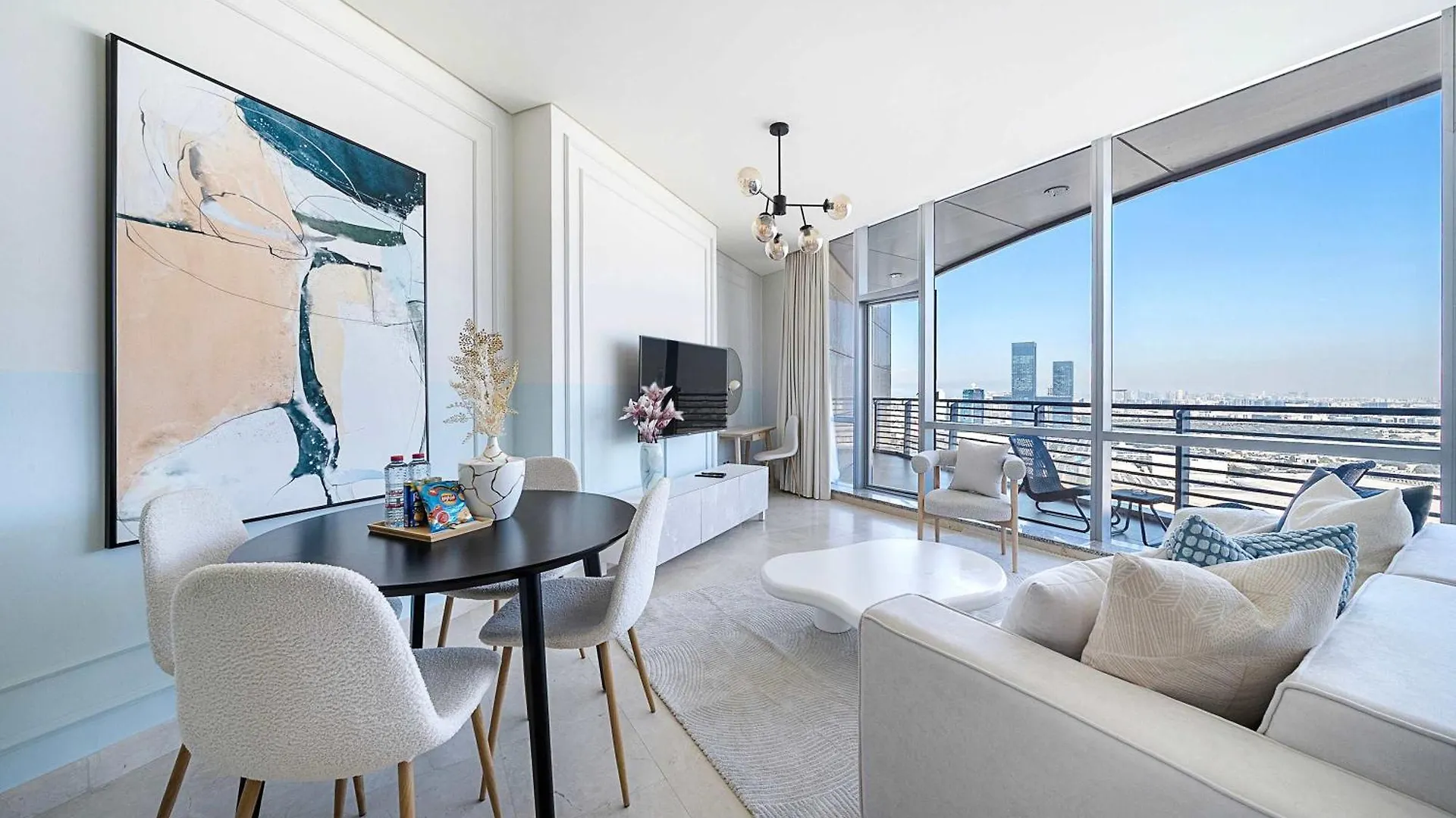 Apartment Silkhaus Gallery Studio At Sky Gardens In Heart Of Difc Dubai